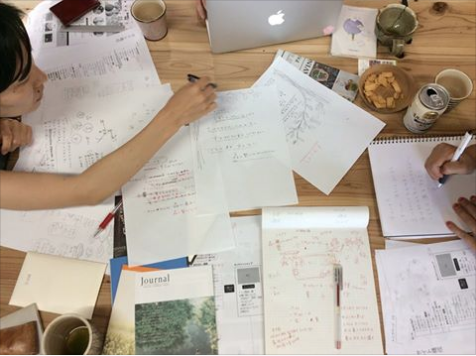 デザインの打ち合わせ