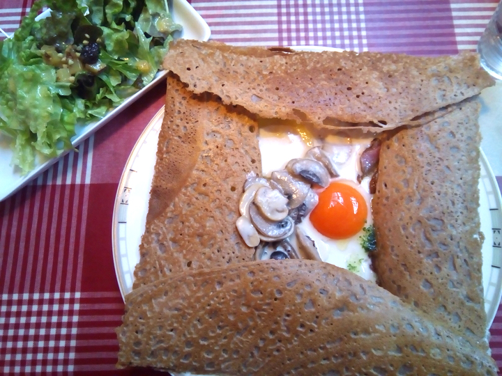SOBA cafeさらざん